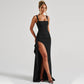 Ärmelloses Bodycon-Kleid mit Karree-Ausschnitt und hohem Seitenschlitz