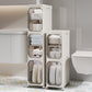 Schmaler Aufbewahrungsschrank mit Rollen