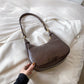 Klassische einfarbige Damen-Schultertasche mit Reißverschluss